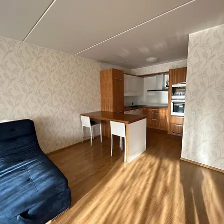 Liikuri 8a * Tallinn